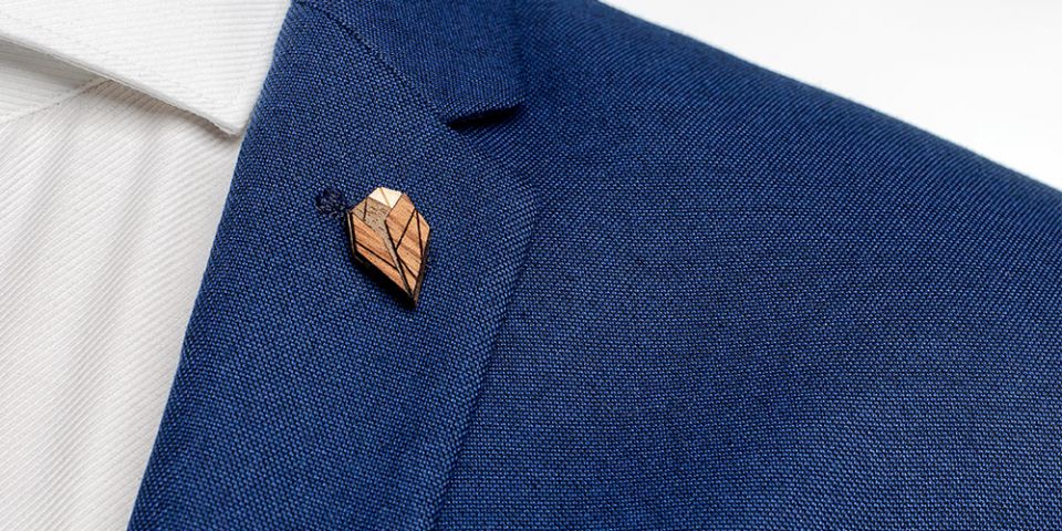 BeWooden - Ozdoba do chlopne Arb Lapel na saku pre mužov