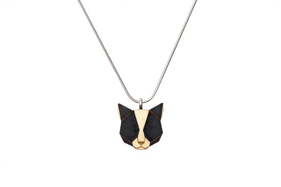 Drevený prívesok Black Cat Pendant