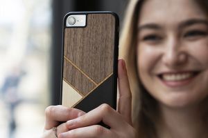 Obal na iPhone Gold Line Case