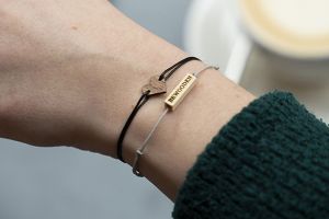 Povrázkový náramok Prism Wooden Bracelet