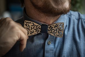 Drevený motýlik Flora Bowtie