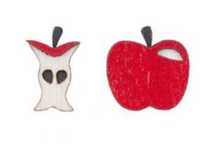 Drevené náušnice Apple Earrings
