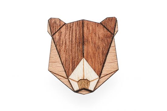 Drevená brošňa Bear Brooch