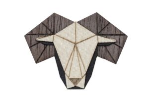 Drevená brošňa Aries Brooch
