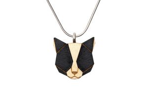 Drevený prívesok Black Cat Pendant
