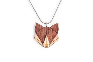 Drevený prívesok Fox Pendant