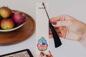 Drevená záložka do knihy Dobrý vojak Švejk – Josef Lada ©