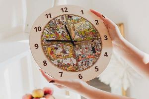 Drevené hodiny Štyri ročné obdobia – Josef Lada ©